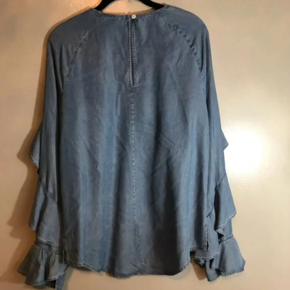 Veronica Beard Mia Ruffle Chambray Top - Picture 7 of 8
